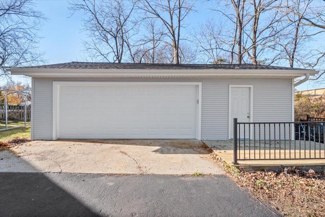 10800 W Mill ROAD, Milwaukee, WI 53225