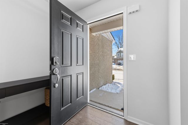 14211 Laurelwood Drive 60, Van Buren Twp, MI 48111