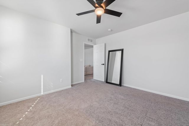 14211 Laurelwood Drive 60, Van Buren Twp, MI 48111