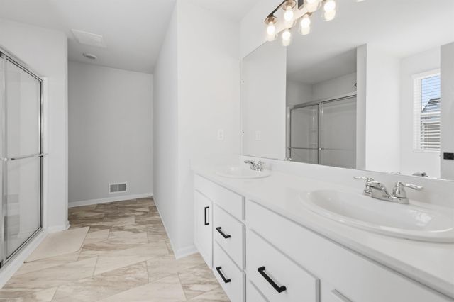 14211 Laurelwood Drive 60, Van Buren Twp, MI 48111