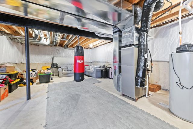 14211 Laurelwood Drive 60, Van Buren Twp, MI 48111