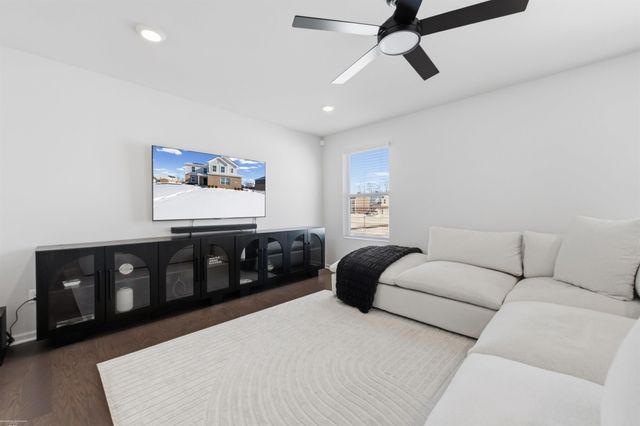 14211 Laurelwood Drive 60, Van Buren Twp, MI 48111