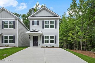 185 Village Run, Harlem, GA 30814