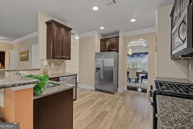 670 Silver Oak Drive, Dallas, GA 30132
