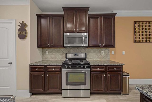 670 Silver Oak Drive, Dallas, GA 30132