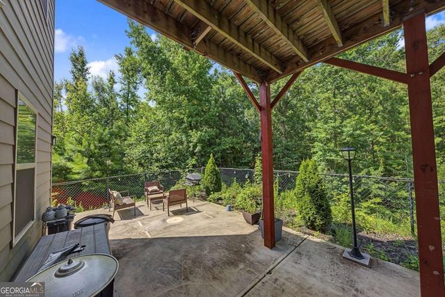 670 Silver Oak Drive, Dallas, GA 30132