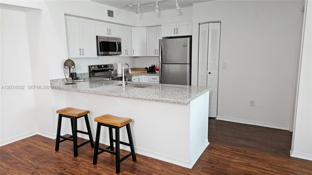 12112 Saint Andrews Place 309, Miramar, FL 33025
