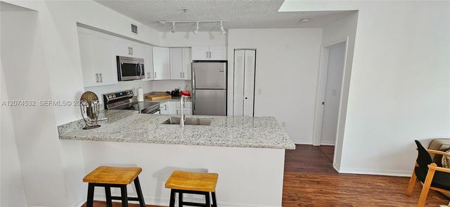 12112 Saint Andrews Place 309, Miramar, FL 33025