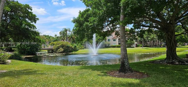 12112 Saint Andrews Place 309, Miramar, FL 33025