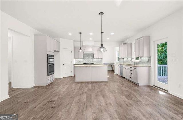 1142 Regal Hills Lane, Mableton, GA 30126