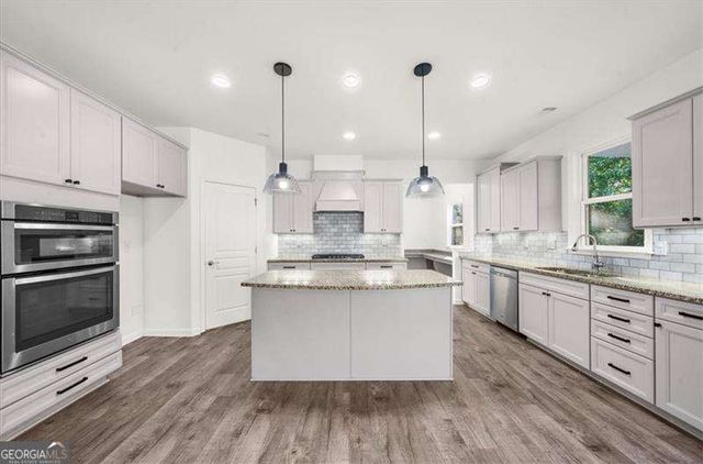1142 Regal Hills Lane, Mableton, GA 30126