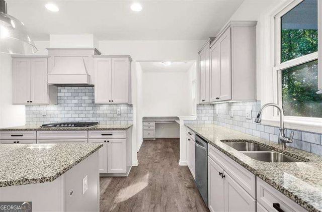 1142 Regal Hills Lane, Mableton, GA 30126