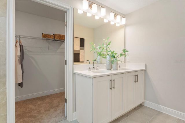 1305 W NASSAU STREET, Tampa, FL 33607