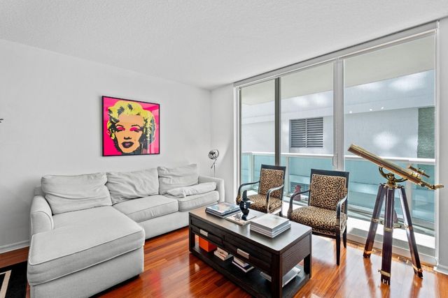 347 N New River Drive 606, Fort Lauderdale, FL 33301