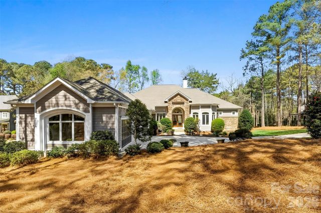 143 Brawley Harbor Place, Mooresville, NC 28117