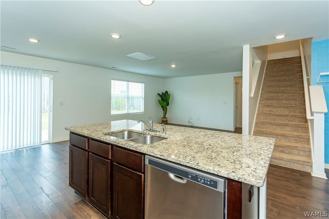 7224 Trestle, Northport, AL 35473