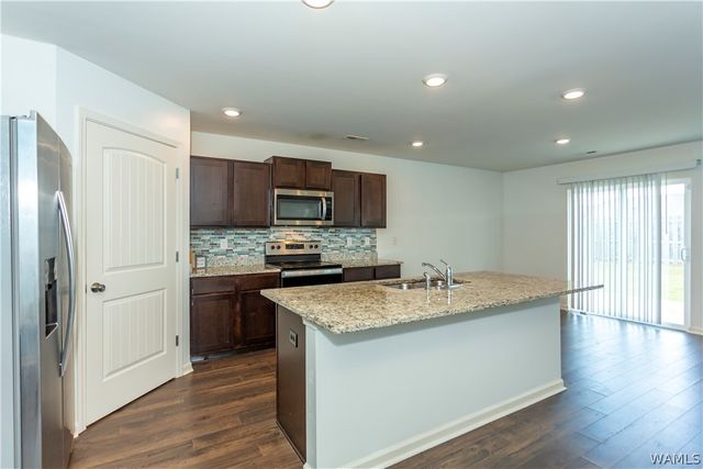 7224 Trestle, Northport, AL 35473