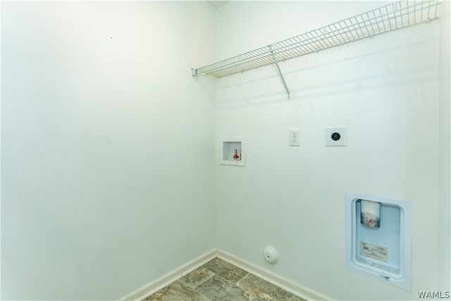 7224 Trestle, Northport, AL 35473