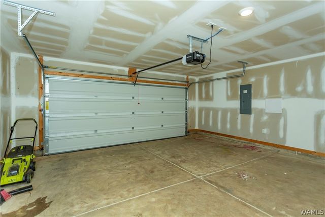 7224 Trestle, Northport, AL 35473