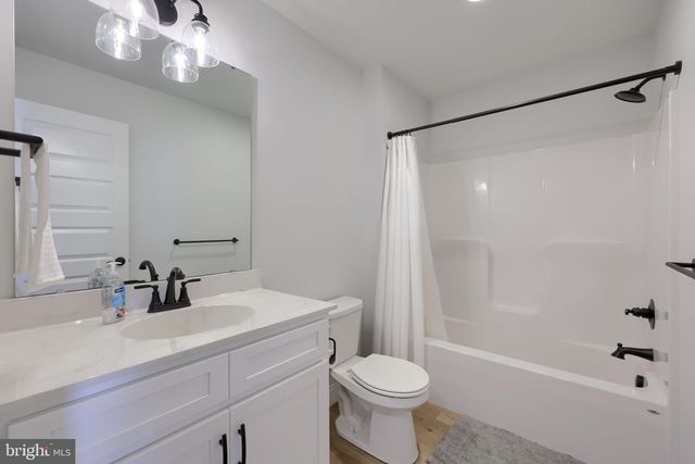 1808 EMERALD WAY, Mount Joy, PA 17552