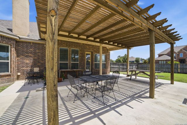 2803 Trailmont Dr, San Antonio, TX 78253