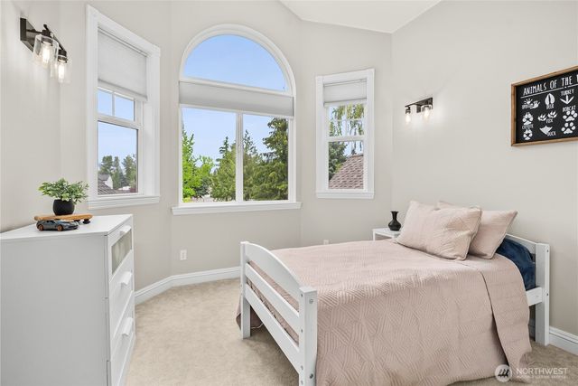 1827 Collins Road, Enumclaw, WA 98321