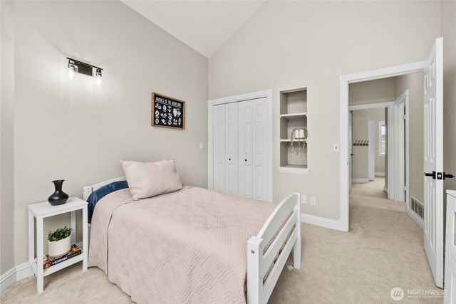 1827 Collins Road, Enumclaw, WA 98321