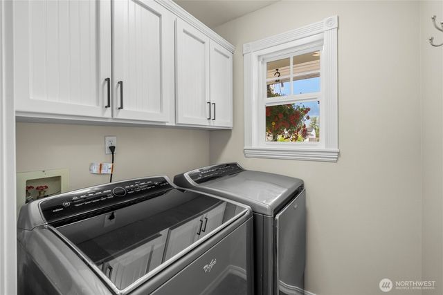 1827 Collins Road, Enumclaw, WA 98321