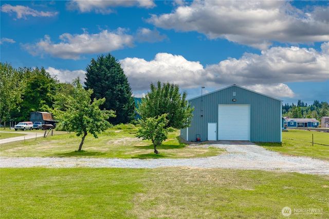 1827 Collins Road, Enumclaw, WA 98321