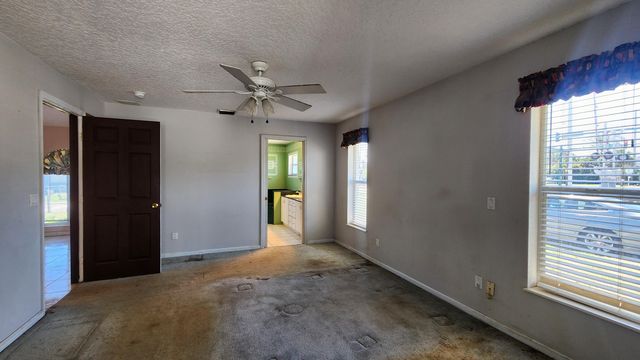 8403 SE Pettway Street, Hobe Sound, FL 33455