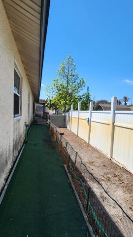 8403 SE Pettway Street, Hobe Sound, FL 33455