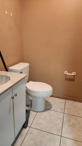 8403 SE Pettway Street, Hobe Sound, FL 33455