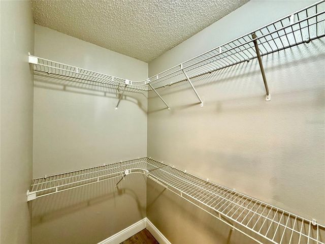 7048 HOLLOWELL DRIVE, Tampa, FL 33634