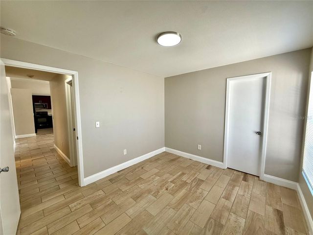 7048 HOLLOWELL DRIVE, Tampa, FL 33634