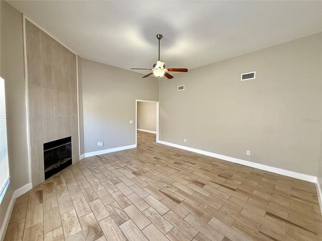 7048 HOLLOWELL DRIVE, Tampa, FL 33634