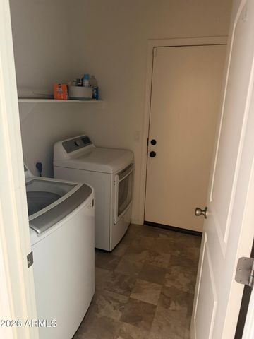 12552 W MIDWAY Avenue, Glendale, AZ 85307