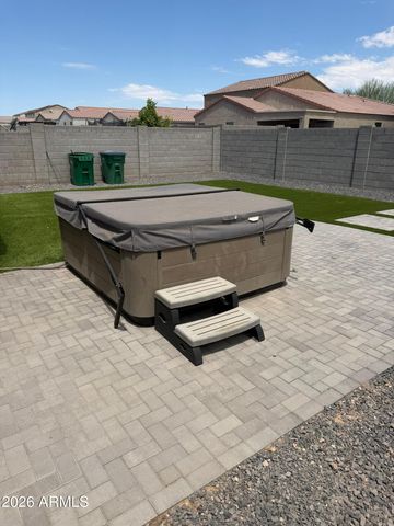12552 W MIDWAY Avenue, Glendale, AZ 85307
