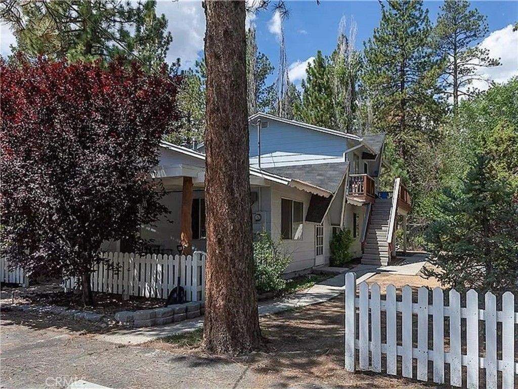 1017 Greenway, Big Bear City, CA 92314