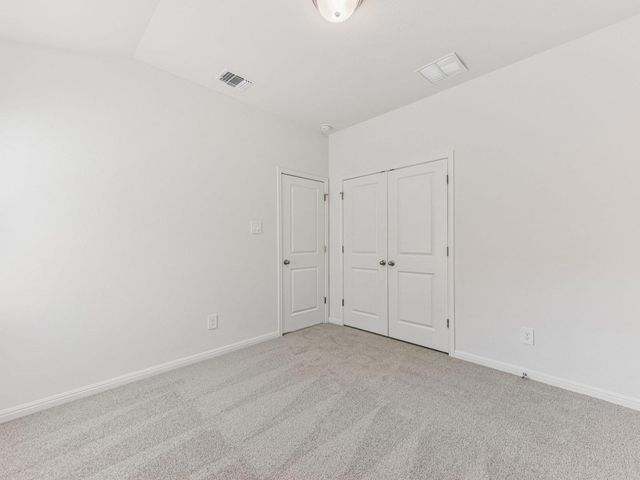 260 Red Tail Hawk LN, Cedar Creek, TX 78612
