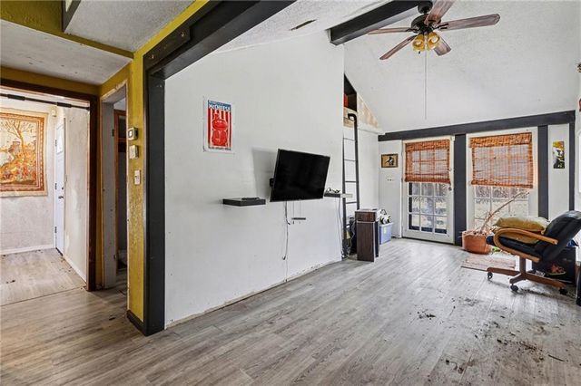 5814 NE 63rd Street, Kansas City, MO 64119