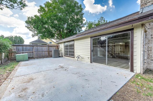 2447 Brush Hollow Road, Houston, TX 77067
