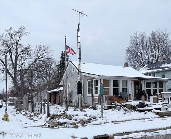 3218 Collingwood Parkway, Flint, MI 48503