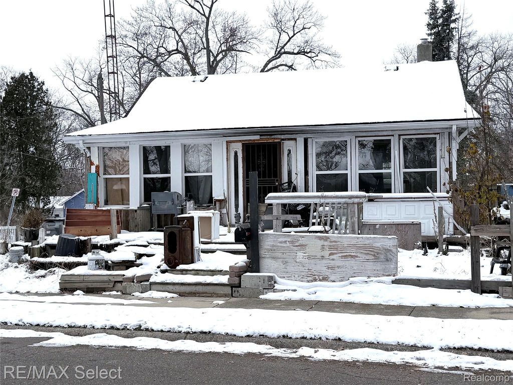 3218 Collingwood Parkway, Flint, MI 48503