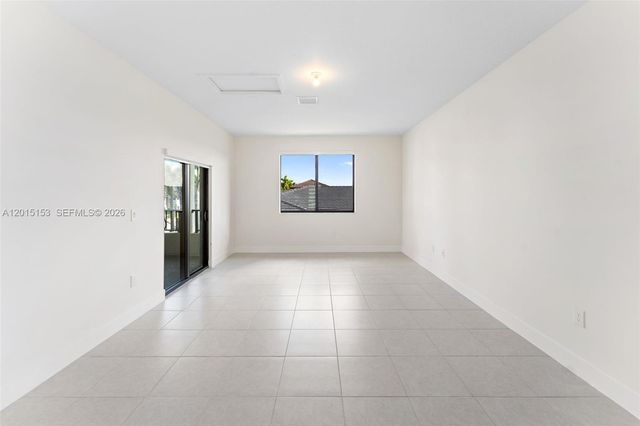 8336 Central Park Blvd, Doral, FL 33166