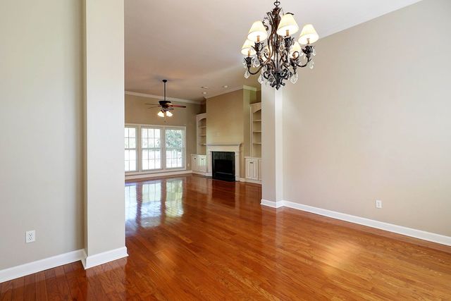 120 Falkirk, Dothan, AL 36305