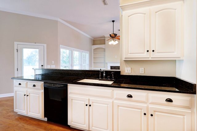 120 Falkirk, Dothan, AL 36305