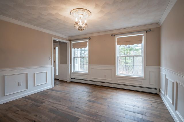 27 Red Squirrel Lane, Chester, NH 03036