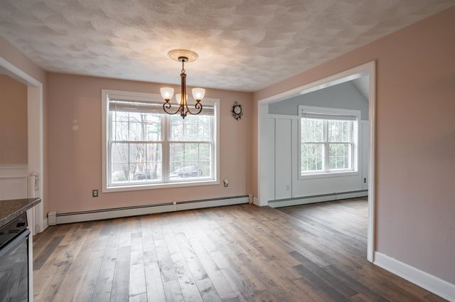 27 Red Squirrel Lane, Chester, NH 03036