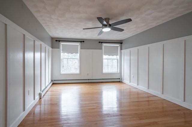 27 Red Squirrel Lane, Chester, NH 03036