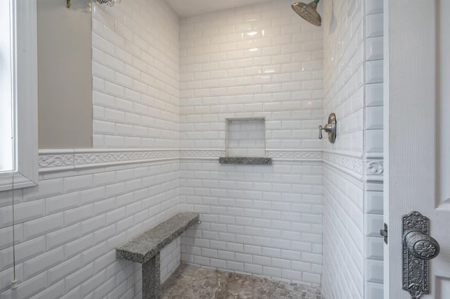 27 Red Squirrel Lane, Chester, NH 03036